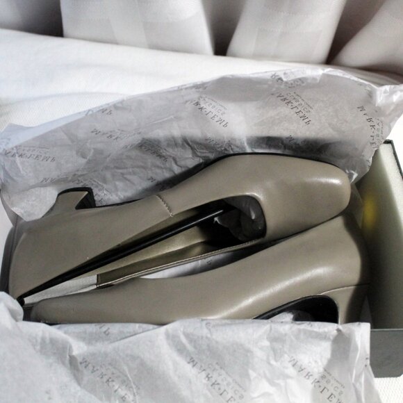 NIB Mark Lemp Classics by Walking Cradles "Vicki" Taupe Kidskin Pumps, 7.5M - Picture 5 of 9